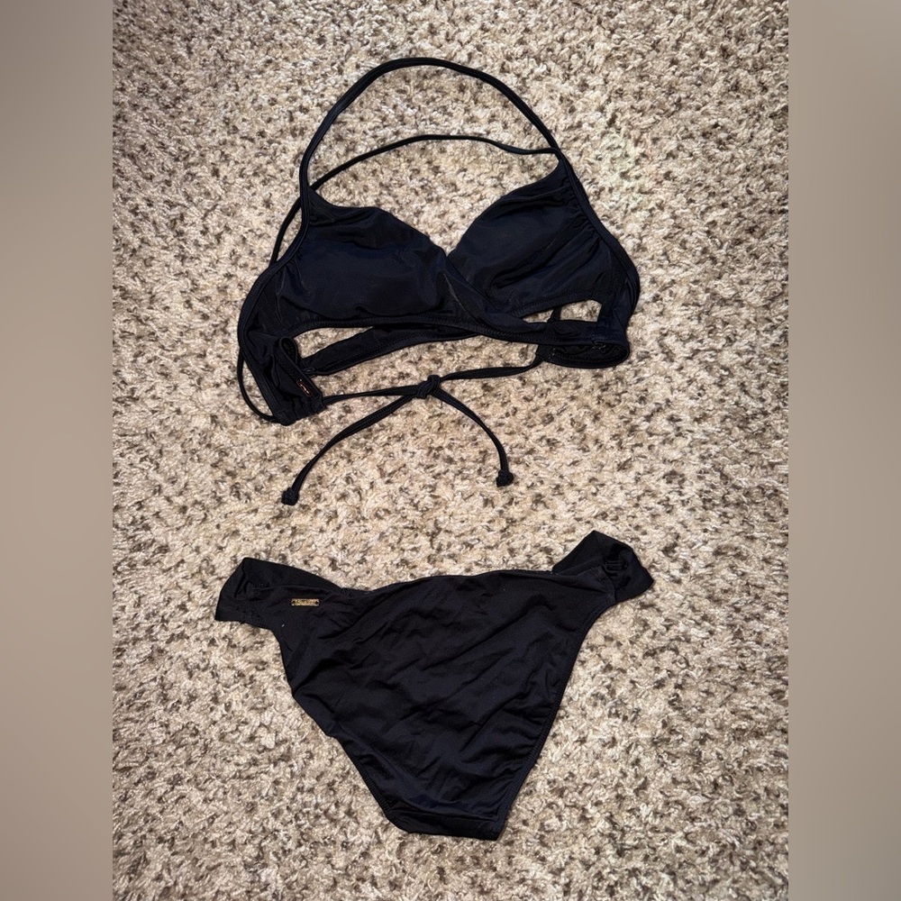 Victoria’s Secret Bikini Swim set
